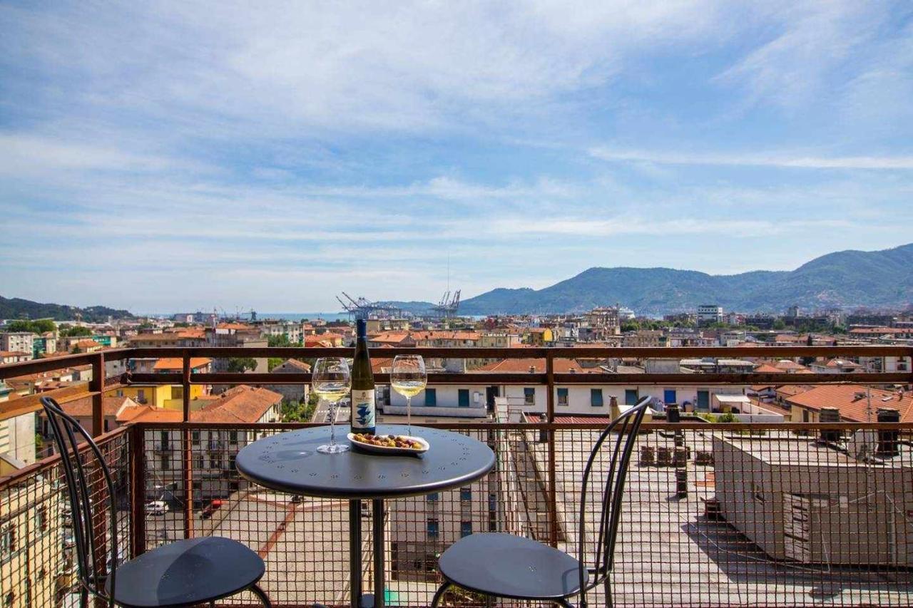Ferienwohnung Residenza Franca Vista Panoramica La Spezia Exterior foto